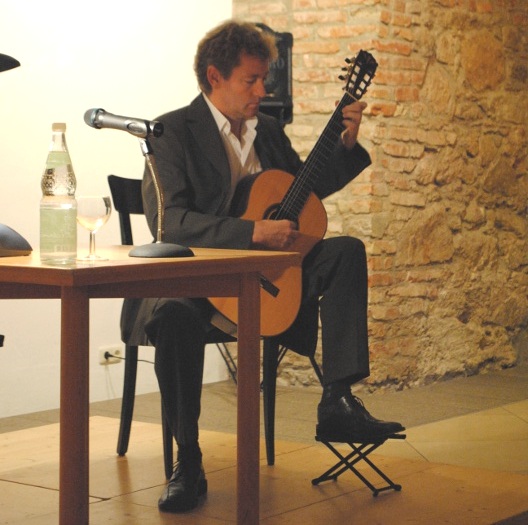 Hans Kuhlmann spielte