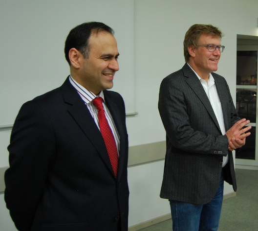 Chefarzt Dr. Kamran Dabdidian und Chefarzt Prof. Dr. Peter Schandelmaier
