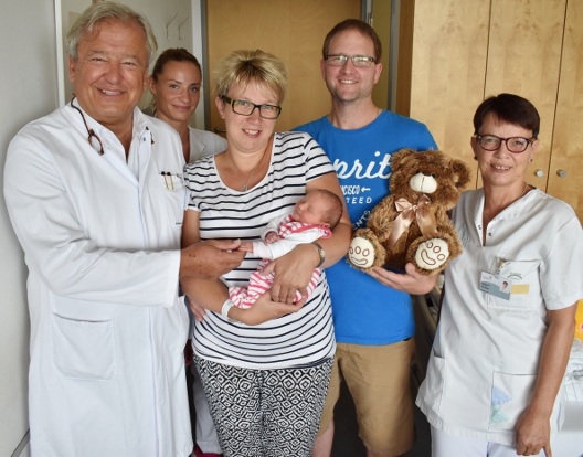 Gruppenbild mit dem 1000. Baby