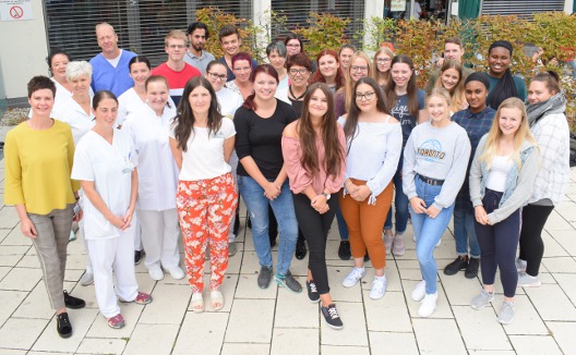 Neue Schüler und Azubis