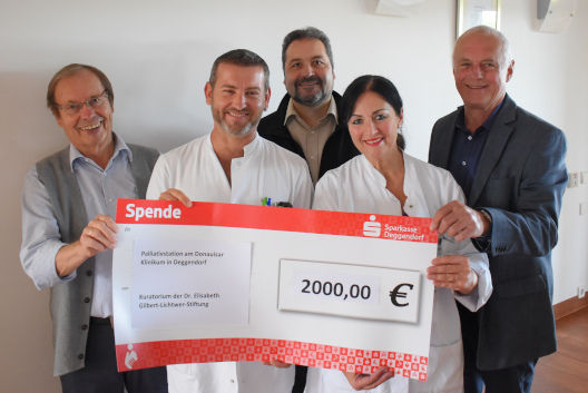 Ruselstiftung spendet an Palliativstation